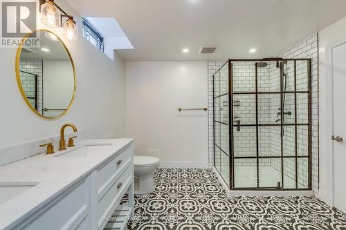 1452 Rimon Street, Mississauga, ON - Indoor Photo Showing Bathroom