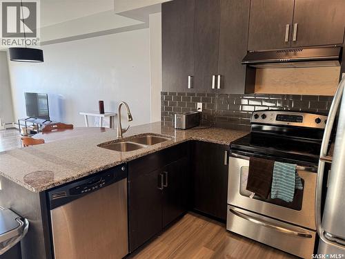 121 158 Pawlychenko Lane, Saskatoon, SK - Indoor Photo Showing Kitchen With Double Sink