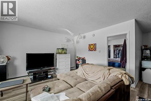 419 9Th Street E, Prince Albert, SK - Indoor