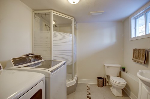 Salle de bains - 51 Rue Desbarats, Kirkland, QC - Indoor Photo Showing Bathroom