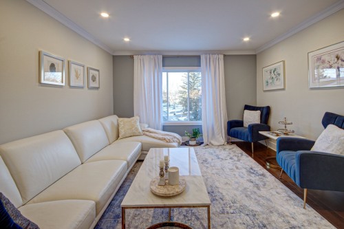 Salon - 51 Rue Desbarats, Kirkland, QC - Indoor Photo Showing Living Room