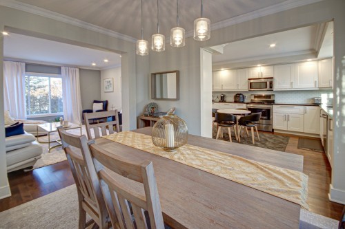 Salle à manger - 51 Rue Desbarats, Kirkland, QC - Indoor Photo Showing Dining Room