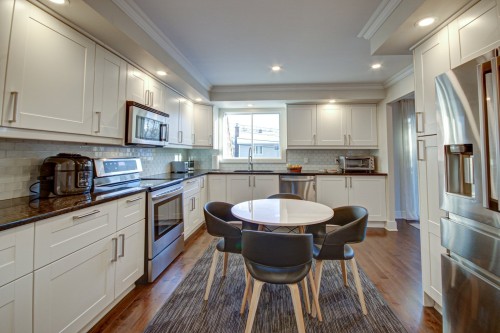 Cuisine - 51 Rue Desbarats, Kirkland, QC - Indoor Photo Showing Kitchen