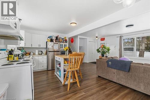 400 Midwood Crescent, Waterloo, ON - Indoor