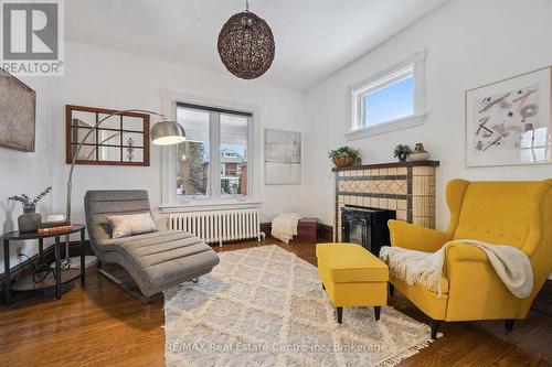 572 WOOLWICH STREET  Guelph (Exhibition Park), ON N1H 3Y2