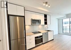 543 RICHMOND STREET W  Toronto, ON M5V 1Y6