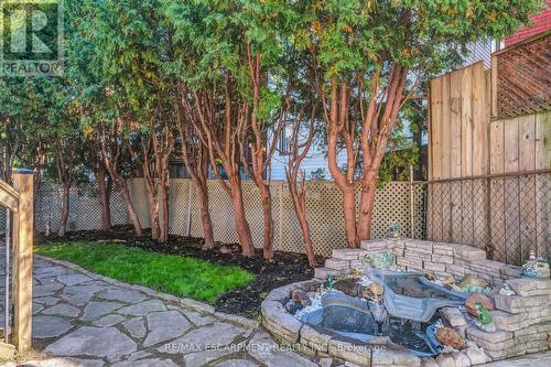 14 Niagara Street, Hamilton, ON - Outdoor