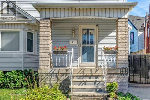14 Niagara Street, Hamilton, ON - Outdoor With Deck Patio Veranda