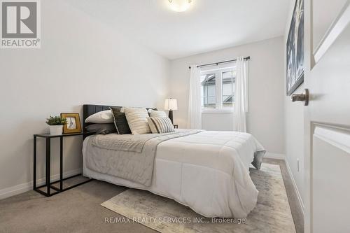 181 South Creek Drive, Kitchener, ON - Indoor Photo Showing Bedroom