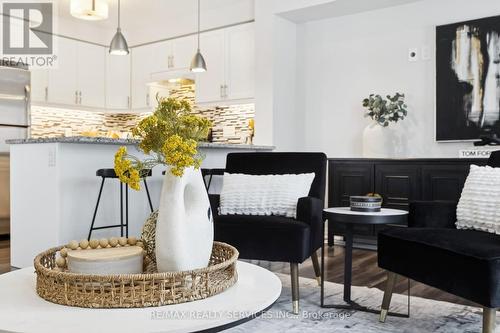 181 South Creek Drive, Kitchener, ON - Indoor