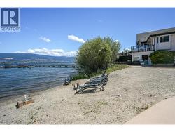 13011 Lakeshore Drive S Unit# 222 Summerland, BC V0H 1Z1