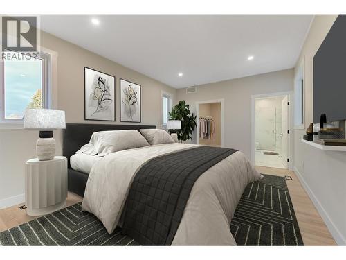 732 Coopland Crescent Unit# 4, Kelowna, BC - Indoor Photo Showing Bedroom