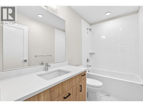 4025 Gellatly Road S Unit# 190, West Kelowna, BC - Indoor Photo Showing Bathroom