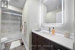 4 Piece Main Bathroom - 