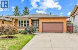 81 SUMMERLEA Drive  Hamilton, ON L8T 4X9