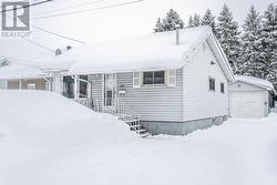 421 DOVERCOURT RD  Sault Ste. Marie, ON P6C 2A8
