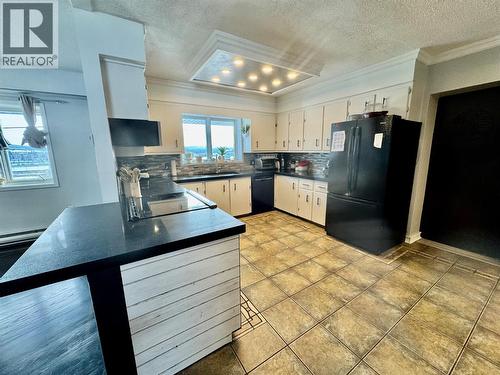 5304 Elevator Road, Pouce Coupe, BC - Indoor Photo Showing Kitchen