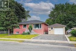 423 OSIRIS DRIVE  Richmond Hill, ON L4C 2R1