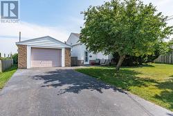 13 CRAIG BOULEVARD  Grimsby, ON L3M 4C2