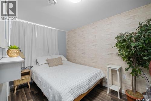 866 Spencer Drive, Prince Albert, SK - Indoor Photo Showing Bedroom