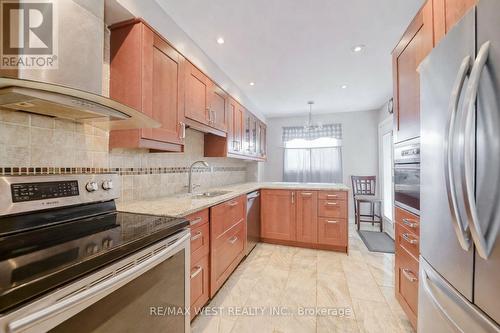 114 COURTLANDS DRIVE  Toronto, ON M1B 4M7