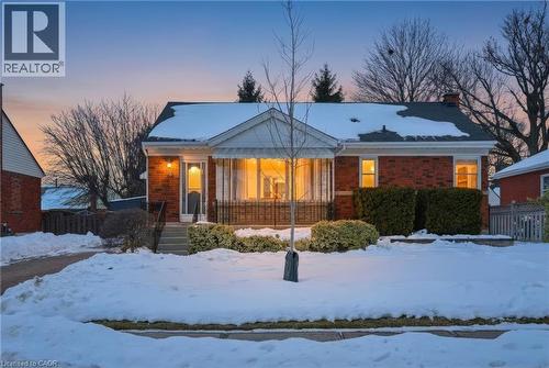 15 Mulock Avenue, Hamilton, ON - Outdoor