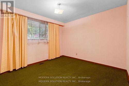 177 Eaglewood Boulevard, Mississauga, ON - Indoor Photo Showing Other Room