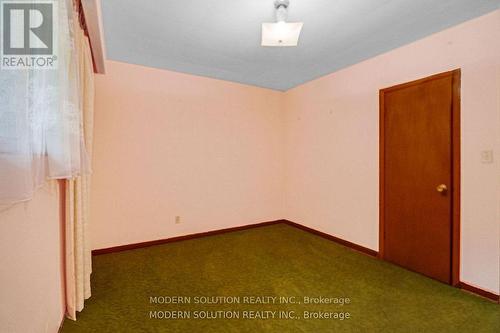 177 Eaglewood Boulevard, Mississauga, ON - Indoor Photo Showing Other Room