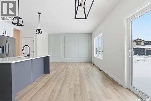 211 Sharma Lane, Saskatoon, SK - Indoor Photo Showing Kitchen