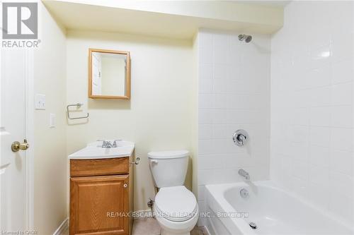 16 Garrow Drive, Hamilton, ON - Indoor Photo Showing Bathroom