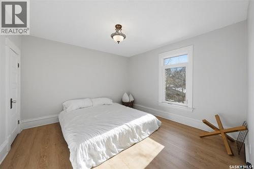106 8Th Street E, Saskatoon, SK - Indoor Photo Showing Bedroom