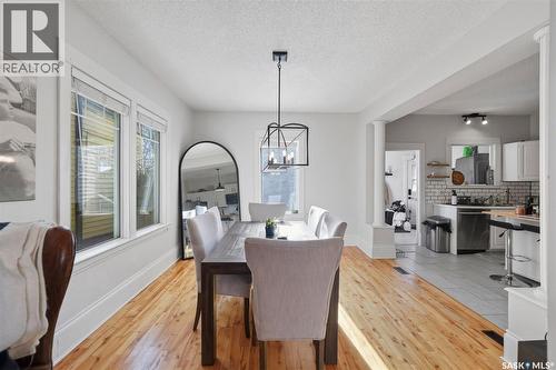 106 8Th Street E, Saskatoon, SK - Indoor Photo Showing Dining Room