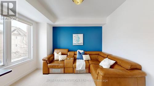 Bedroom 2 / Entertainment - 32 Zezel Way, Toronto, ON - Indoor