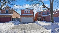 11 ILES STREET  Ajax, ON L1T 3V4