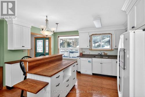 1 Logmoss Road, Tiny, ON - Indoor Photo Showing Kitchen With Double Sink