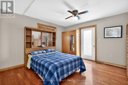 Primary Bedroom - 1 Logmoss Road, Tiny, ON - Indoor Photo Showing Bedroom