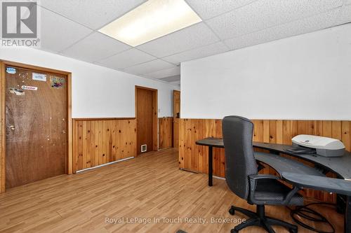 1 Logmoss Road, Tiny, ON - Indoor Photo Showing Office