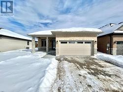 132 STONECREST BOULEVARD  Quinte West (Sidney Ward), ON K8R 0B4