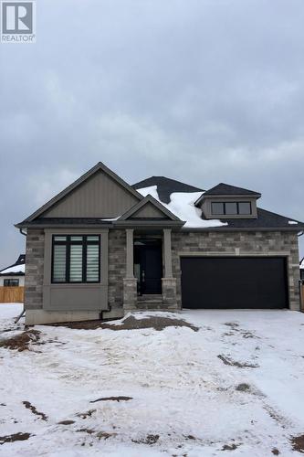 9 CROSSROADS DRIVE  Niagara-On-The-Lake (Virgil), ON L0S 1T0