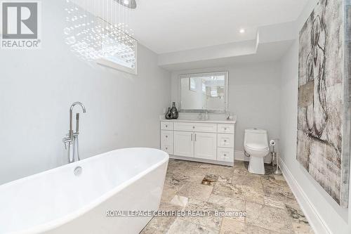 9170 Sideroad 27, Erin, ON - Indoor Photo Showing Bathroom