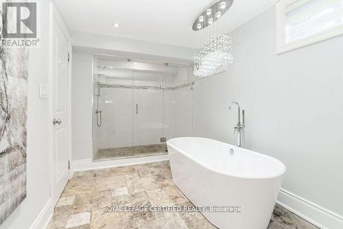 9170 Sideroad 27, Erin, ON - Indoor Photo Showing Bathroom