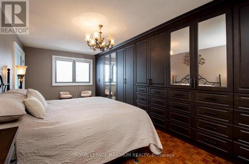 61 Gas Light Crescent, Vaughan, ON - Indoor Photo Showing Bedroom