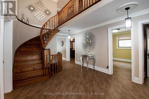 61 Gas Light Crescent, Vaughan, ON - Indoor Photo Showing Other Room