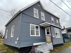 104 Intercolonial Street  Sydney, NS B1P 1S6