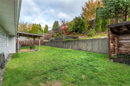 876 Springbok Rd, Campbell River, BC 