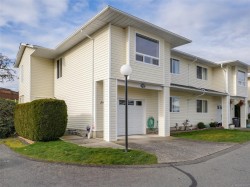 39-4125 Interurban Rd  Saanich, BC V8Z 4W8