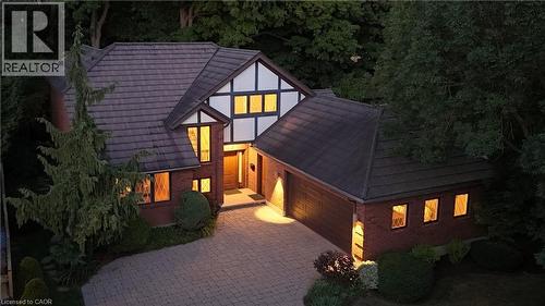 33 WALNUT Drive  Guelph, ON N1E 4B4