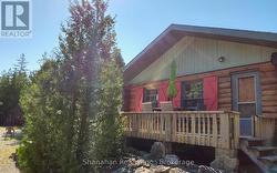 Deck along the Front - 