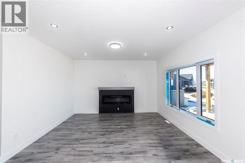 447 Woolf Bend, Saskatoon, SK - Indoor