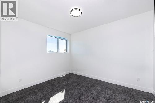447 Woolf Bend, Saskatoon, SK - Indoor Photo Showing Other Room